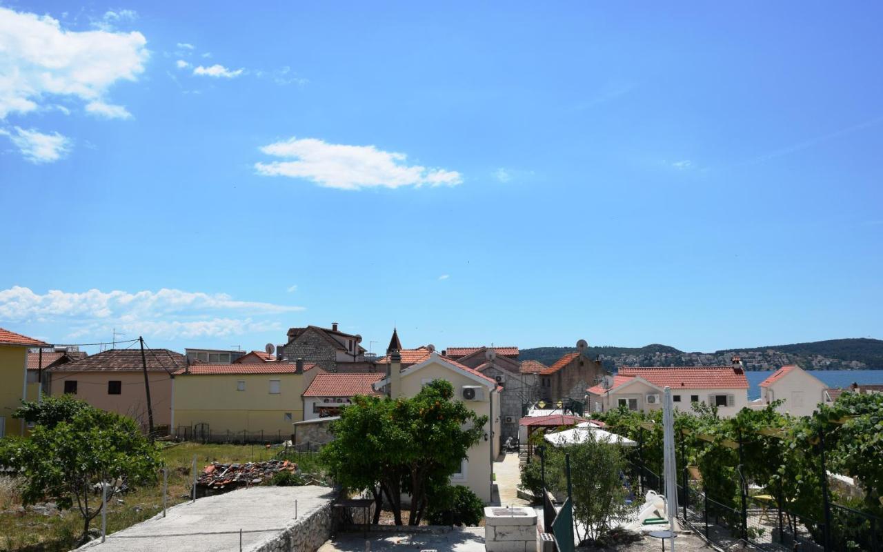 Villa Marta'S - Marta I Trogir Exterior foto